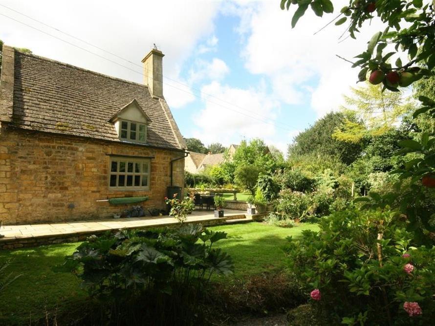 Tumbledown Villa Broadway  Luaran gambar