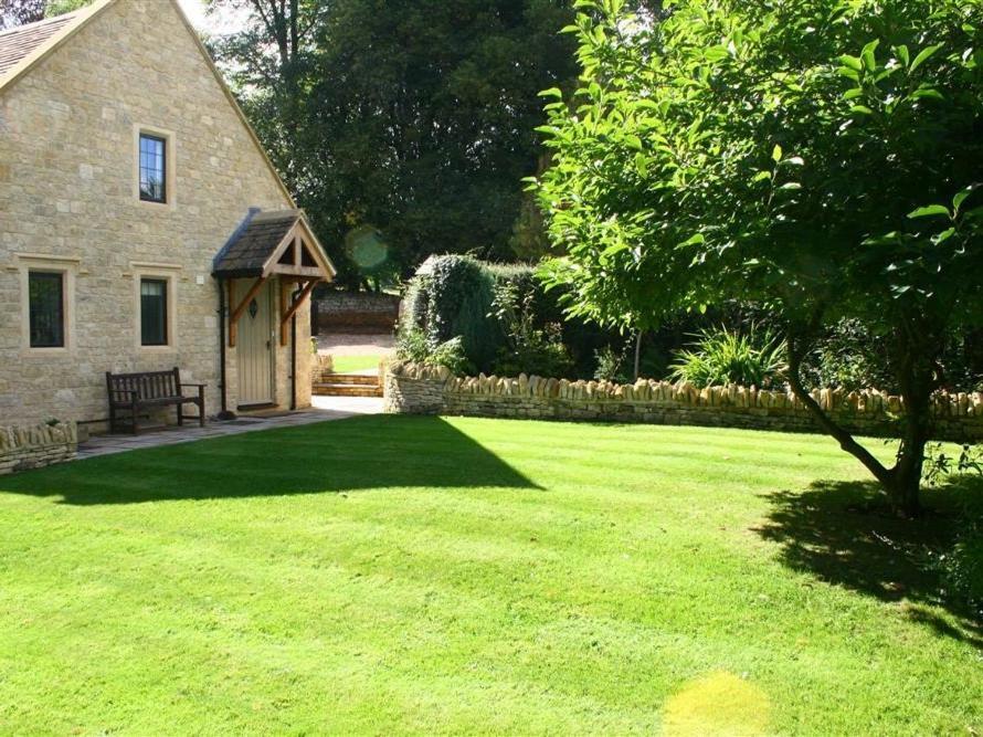 Tumbledown Villa Broadway  Luaran gambar