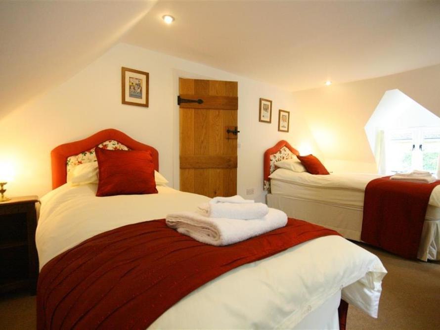 Tumbledown Villa Broadway  Luaran gambar